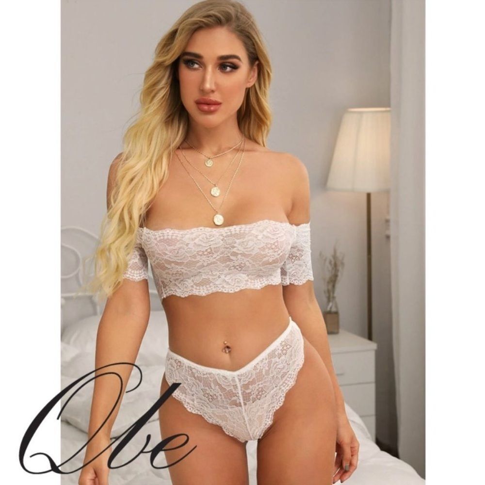 QBE Floral Lace Top & Panty Set